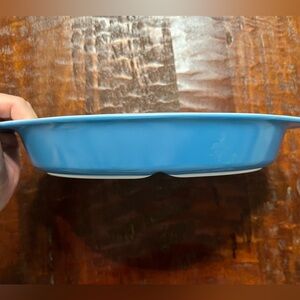 PYREX | Horizon Blue oval divided serving dish